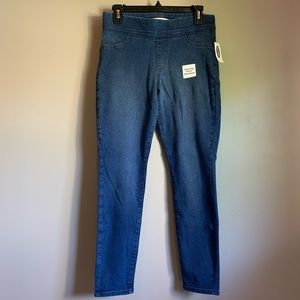 Old Navy | Women’s Petite Size 4 Skinny Jeans
